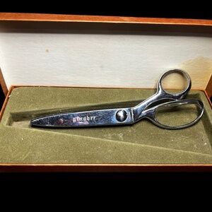 Vintage Gingher Pinking Shears - in original box - Dressmaking - Sewing